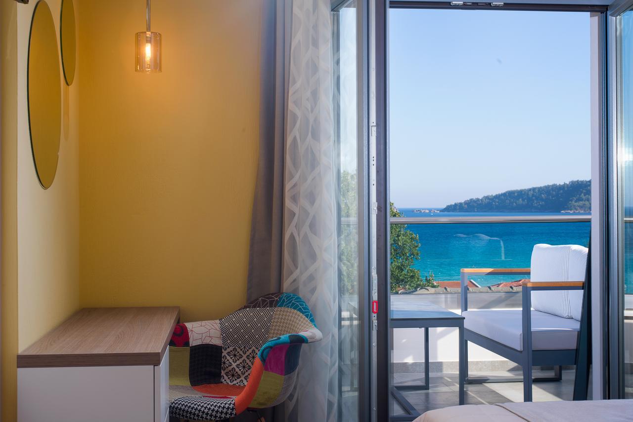 Semiramis Luxury Suites Chrisi Ammoudia Eksteriør billede