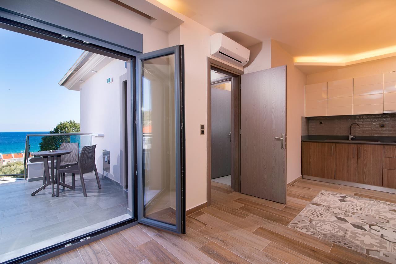 Semiramis Luxury Suites Chrisi Ammoudia Eksteriør billede