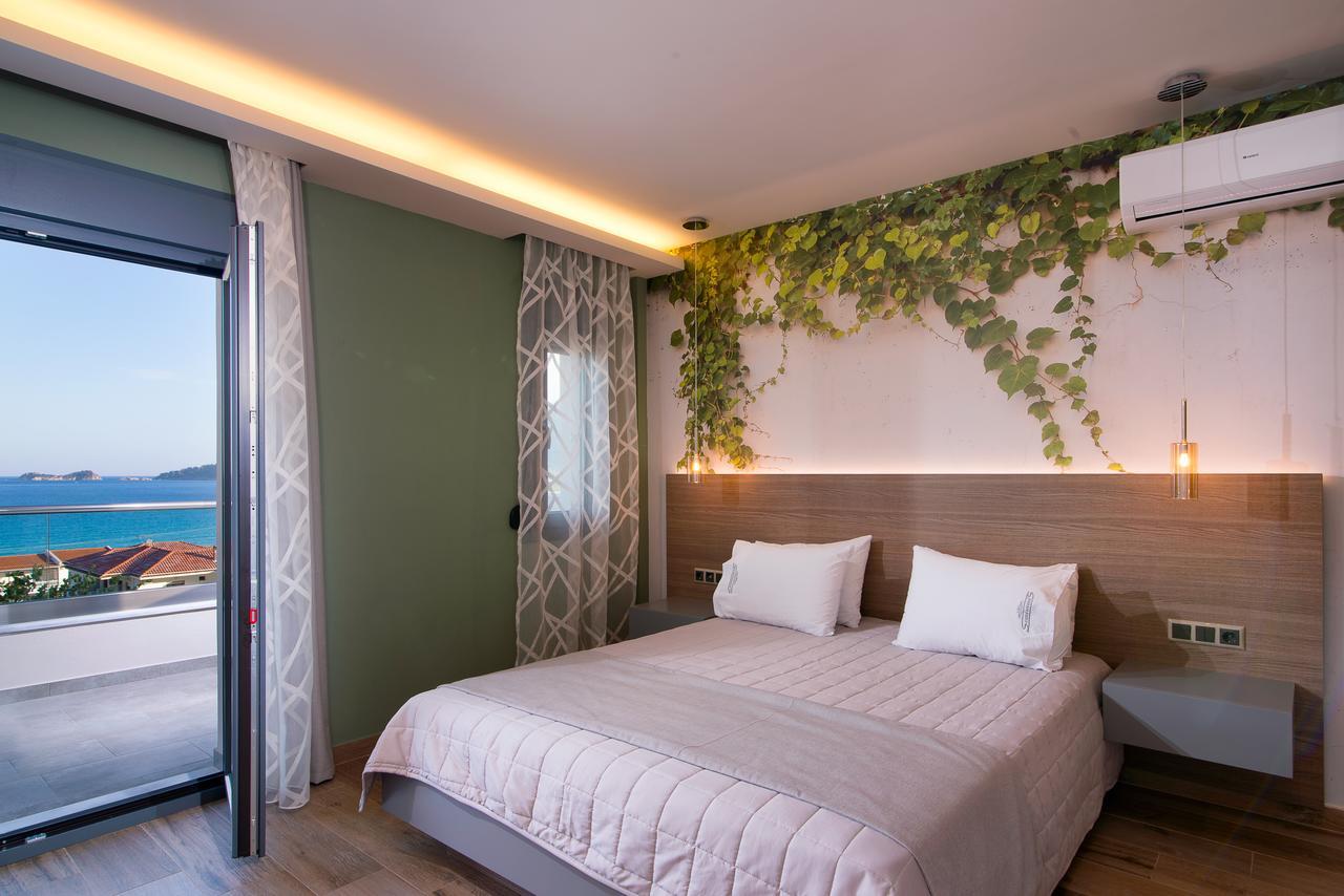 Semiramis Luxury Suites Chrisi Ammoudia Eksteriør billede